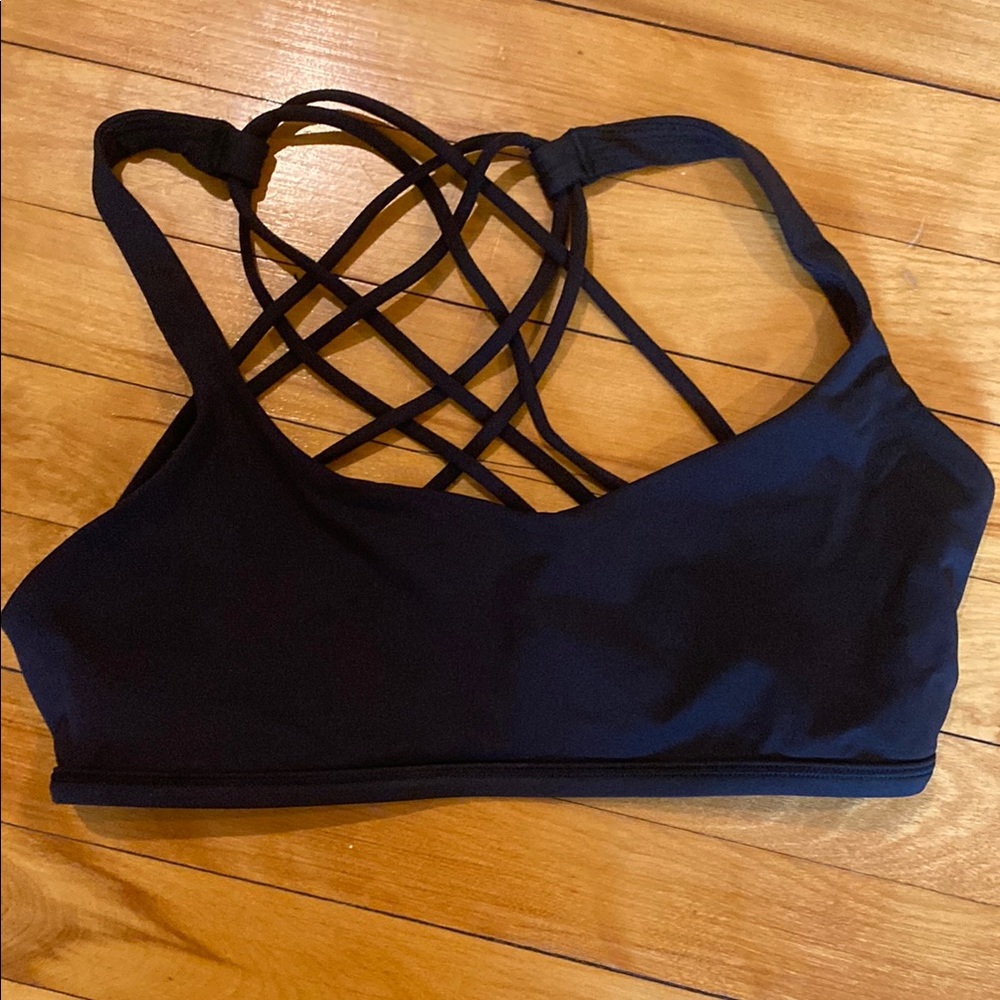 NWOT Lululemon Black Sports Bra with Strappy Back Design